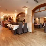 Apart Otel Great Polonia Kazimierz 3*