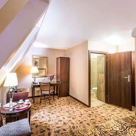 Aparthotel Great Polonia Kazimierz 4*