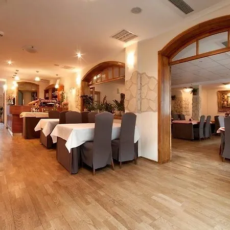 Ξενοδοχείο με διαμερίσματα Great Polonia Kazimierz 4*